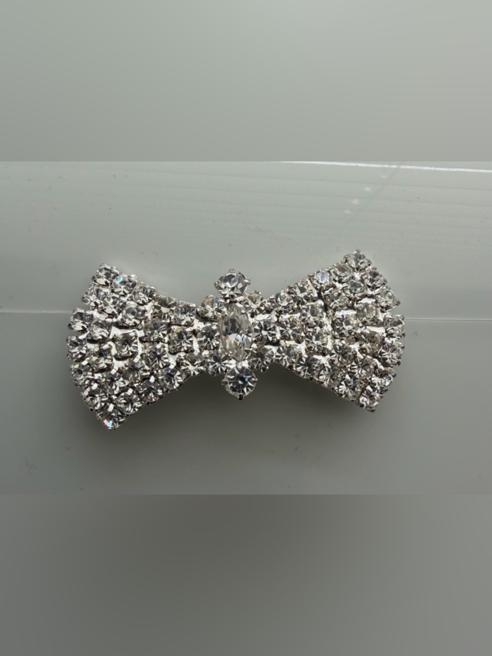 Vintage Rhinestone Bow Brooch Silver Tone Sparkly Pin